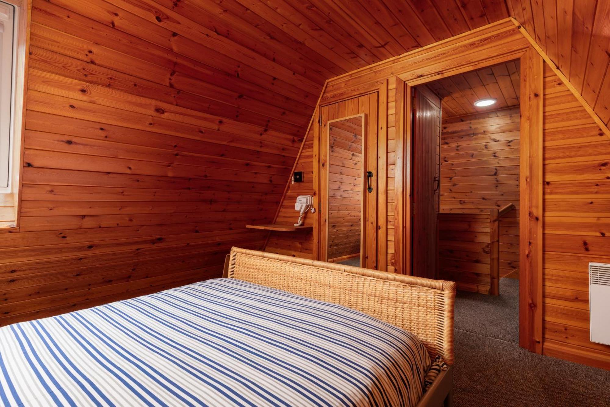 Discovery Accommodation Whitby Exteriör bild